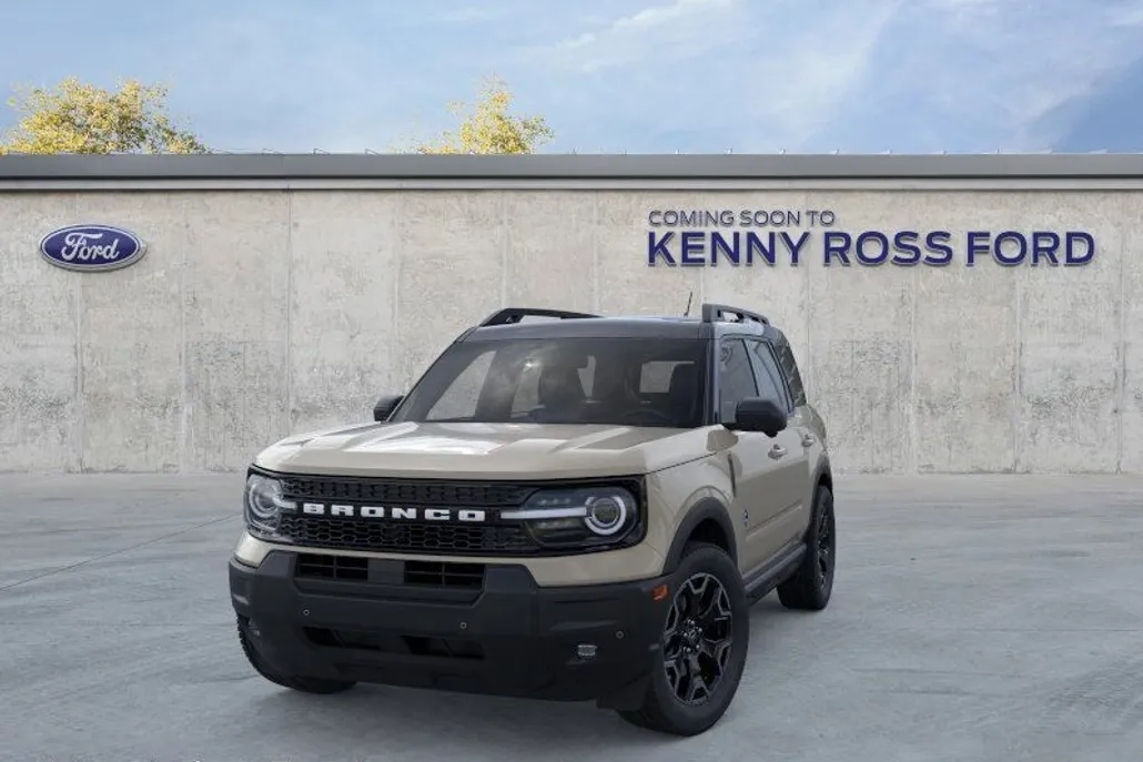 2025 Ford Bronco Sport Outer Banks photo 1