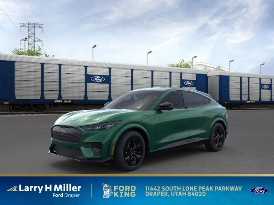 2025 Ford Mustang Mach-E GT photo 1