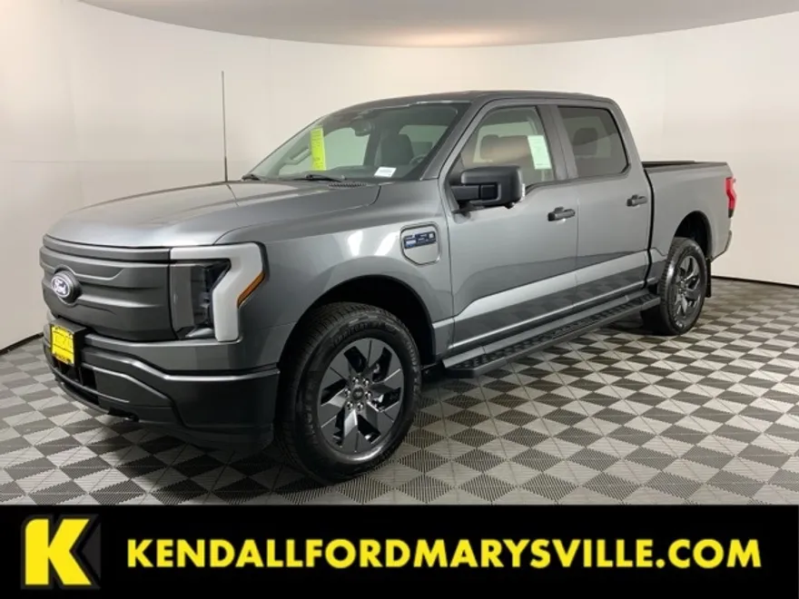 2025 Ford F-150 Lightning photo 1