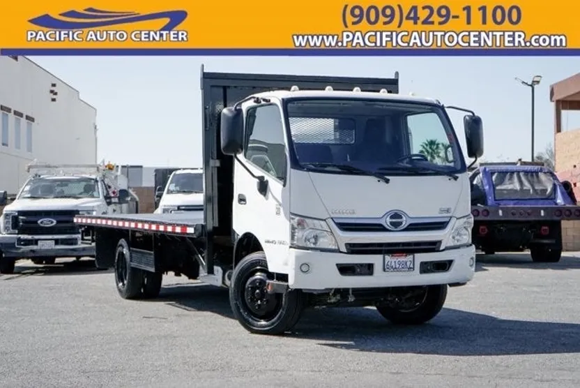 2017 Hino XJC740 / XFC740 photo 1