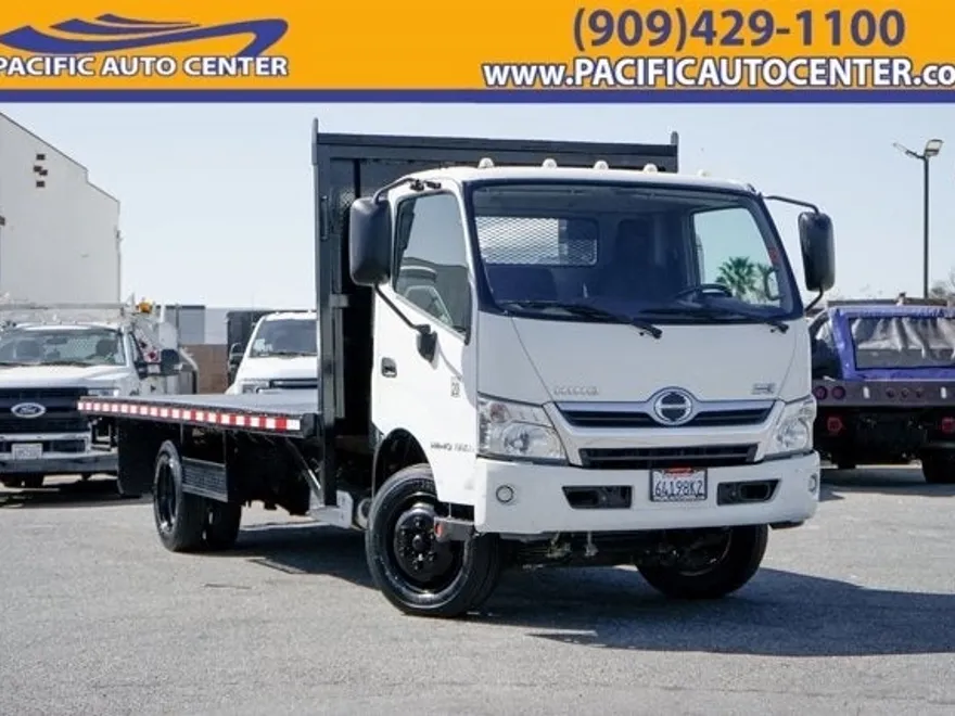 2017 Hino XJC740 / XFC740 photo 1