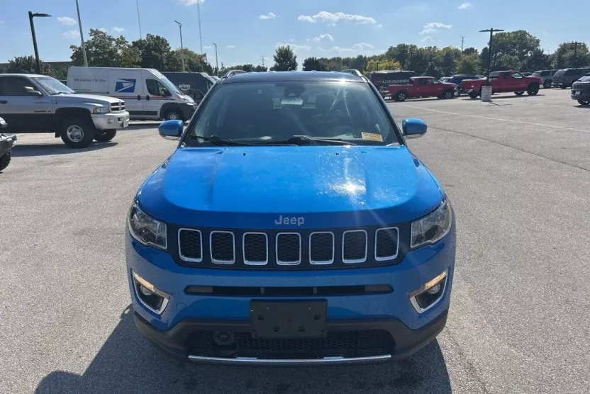 2021 Jeep Compass Limited photo 1