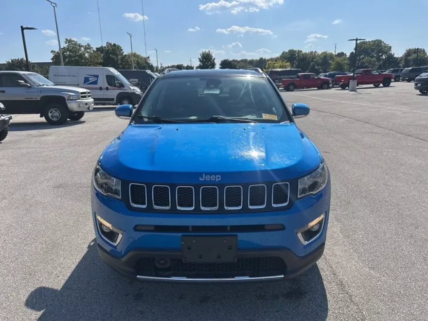 2021 Jeep Compass Limited photo 1