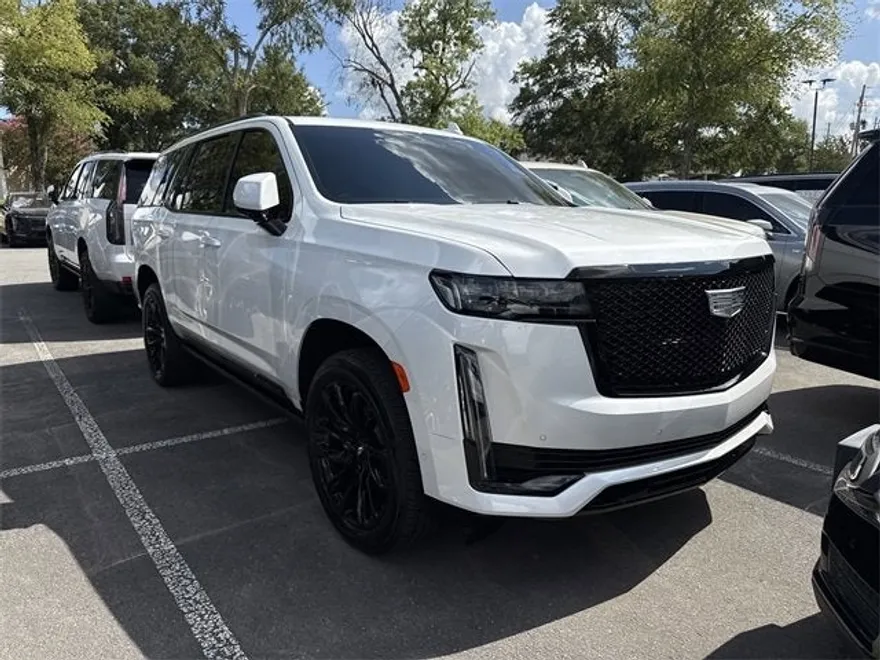 2024 Cadillac Escalade Sport Platinum photo 1