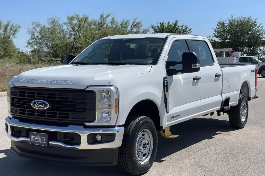 2026 Ford F-350 XL photo 1