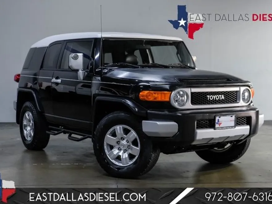 2007 Toyota FJ Cruiser Base photo 1