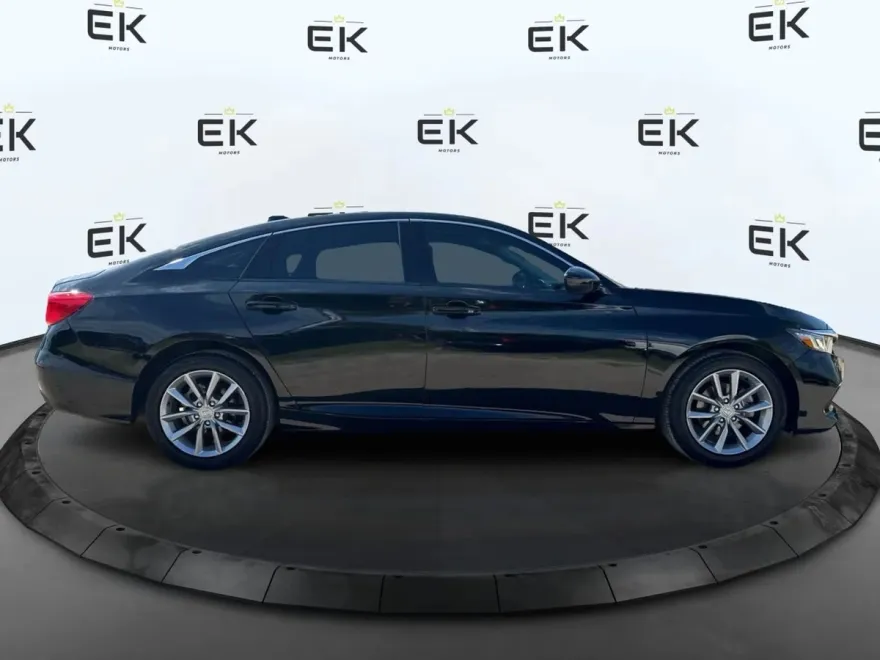 2021 Honda Accord LX photo 1