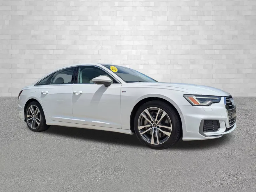 2022 Audi A6 Quattro Premium Plus photo 1