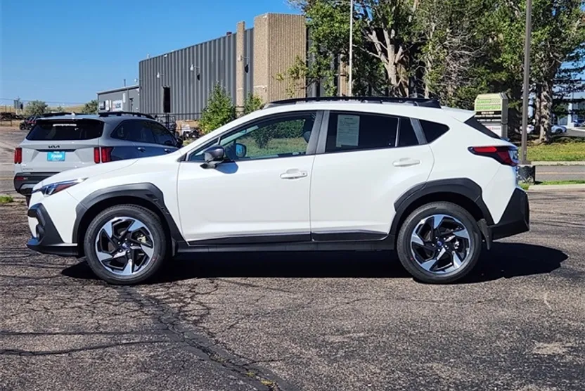 2024 Subaru Crosstrek Limited photo 1