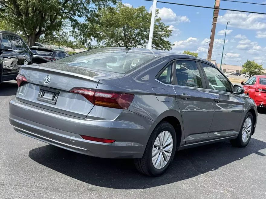 2019 Volkswagen Jetta 1.4T S photo 1