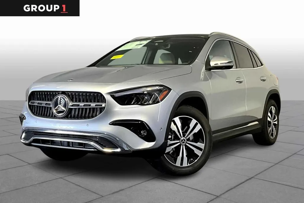 2026 Mercedes Benz GLA 250 4MATIC photo 1