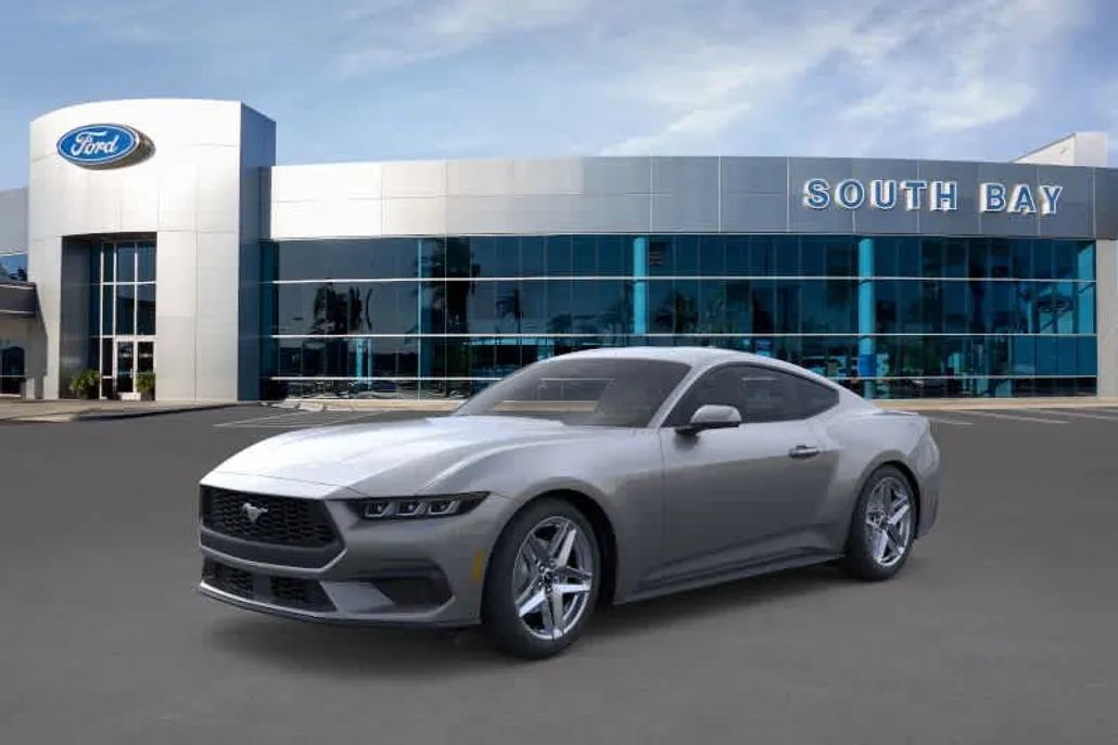 2025 Ford Mustang EcoBoost Premium photo 1