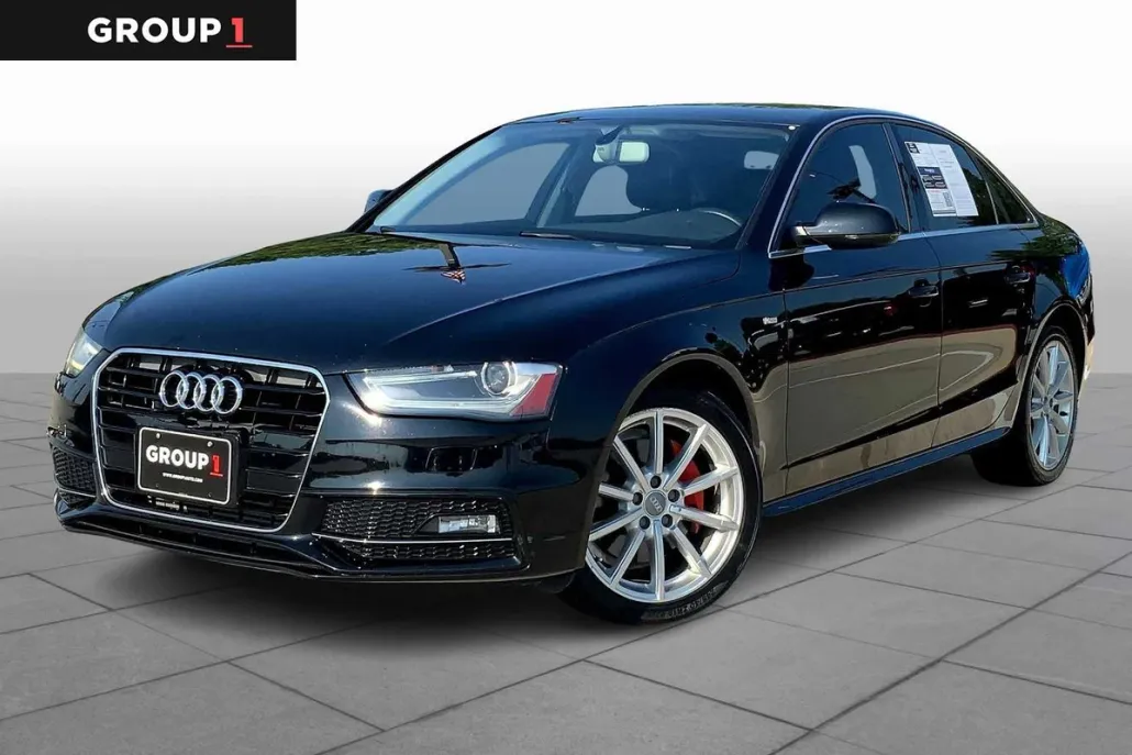 2015 Audi A4 Premium photo 1