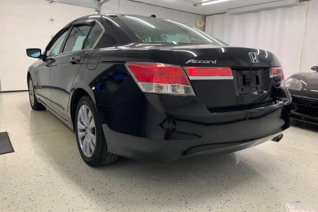 2011 Honda Accord EX-L photo 1