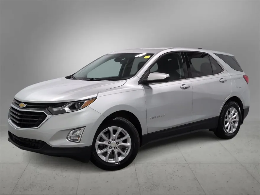 2020 Chevrolet Equinox LT photo 1