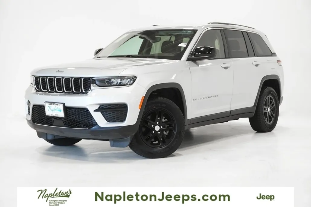 2024 Jeep Grand Cherokee Laredo photo 1