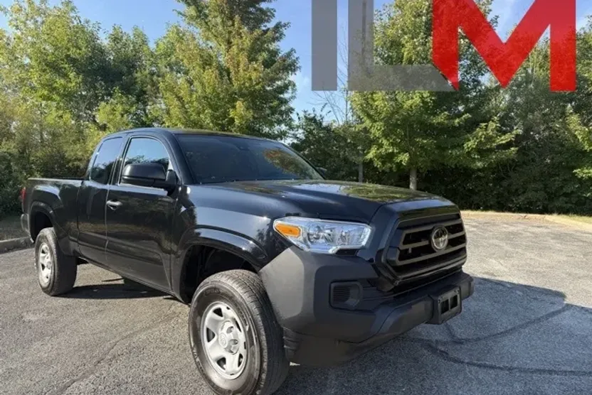 2021 Toyota Tacoma SR5 photo 1