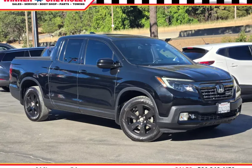 2017 Honda Ridgeline Black Edition photo 1