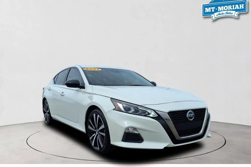 2021 Nissan Altima 2.5 SR photo 1