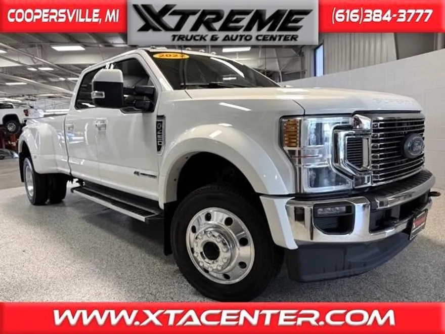 2022 Ford F-450 Lariat photo 1