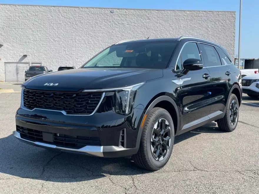 2026 Kia Sorento S photo 1