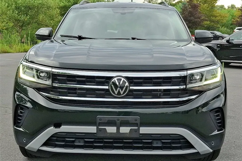 2022 Volkswagen Atlas SE Technology photo 1