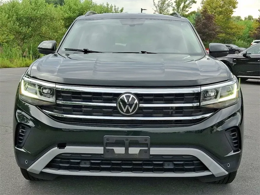 2022 Volkswagen Atlas SE Technology photo 1
