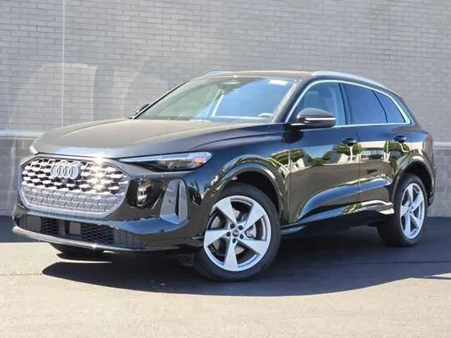 2025 Audi Q5 2.0T Premium Plus photo 1
