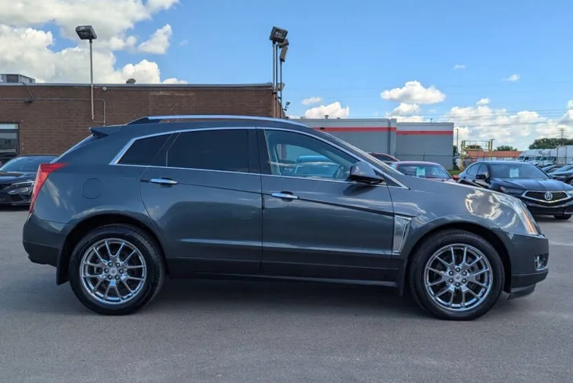 2013 Cadillac SRX Performance photo 1