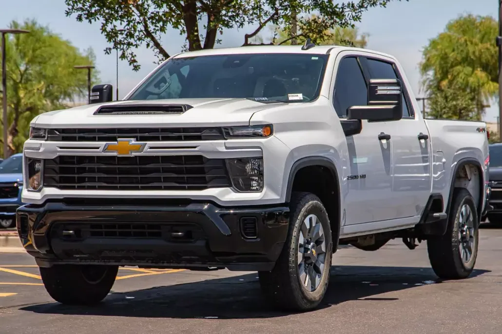 2024 Chevrolet Silverado 2500HD Custom photo 1