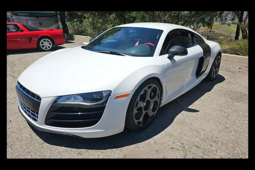 2012 Audi R8 5.2 Coupe photo 1