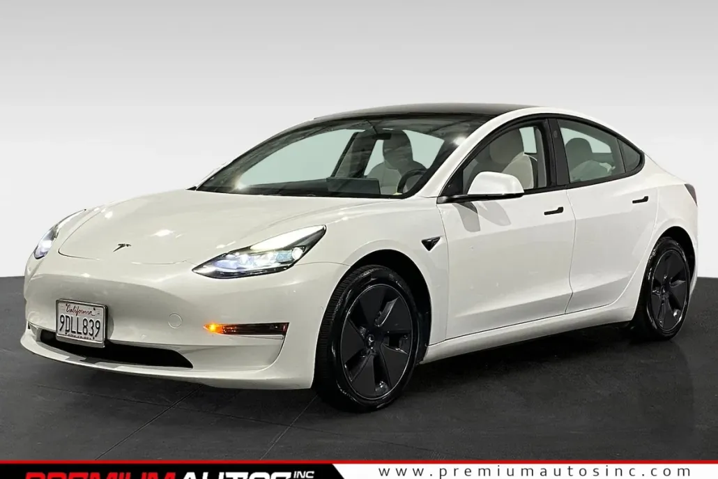 2022 Tesla Model 3 photo 1