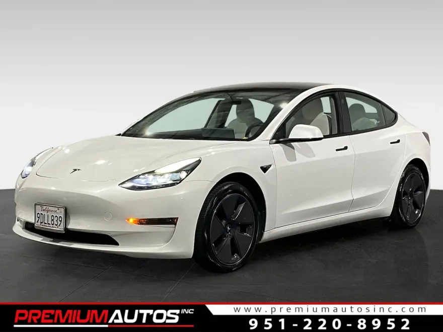 2022 Tesla Model 3 photo 1