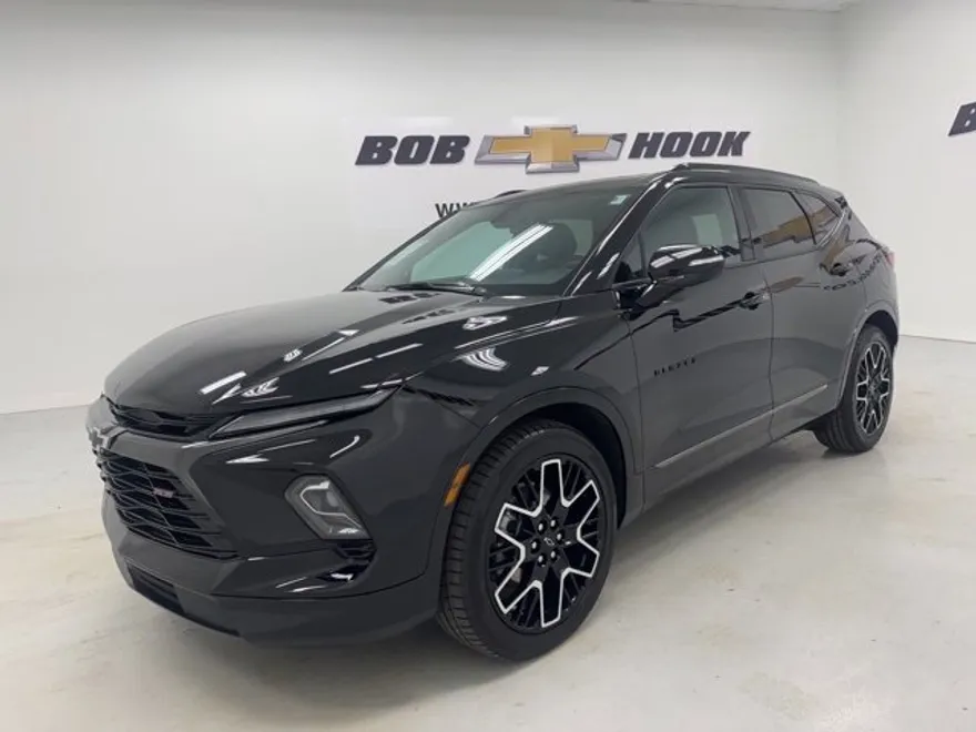 2023 Chevrolet Blazer RS photo 1