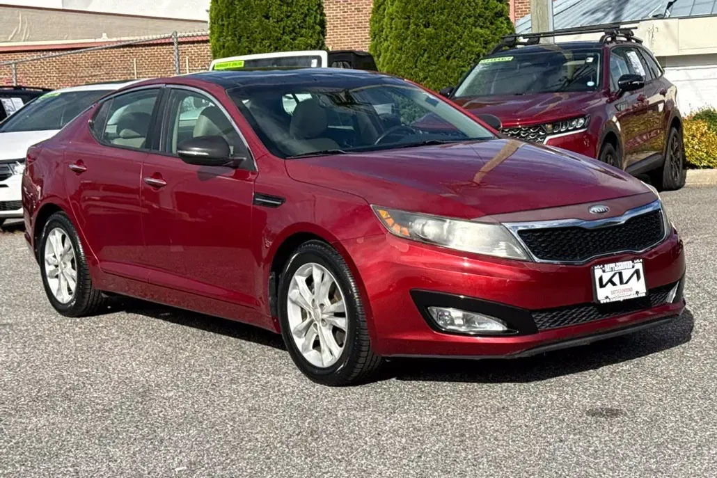2013 Kia Optima EX photo 1