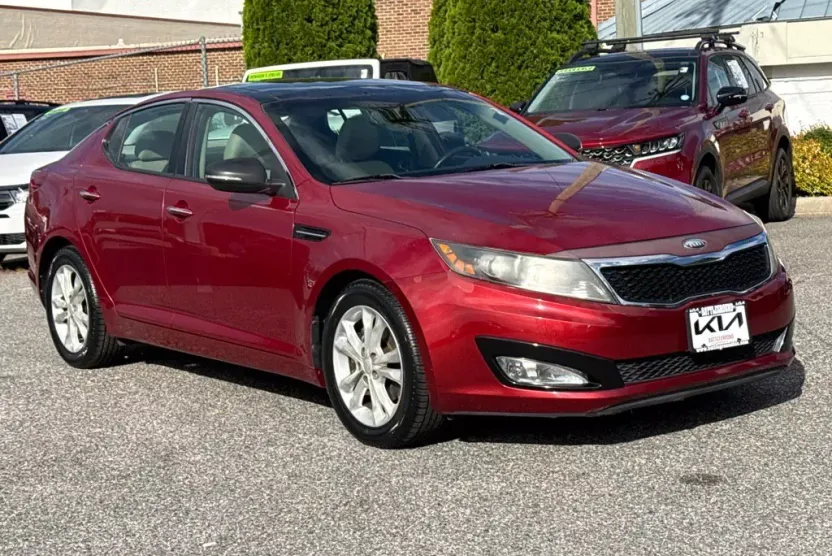 2013 Kia Optima EX photo 1