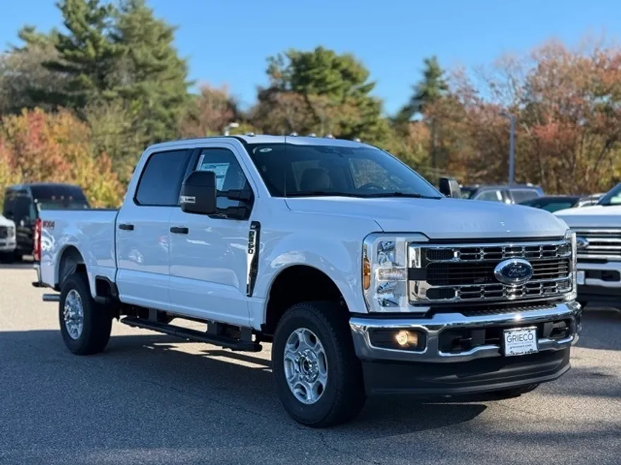 2026 Ford F-350 XLT photo 1