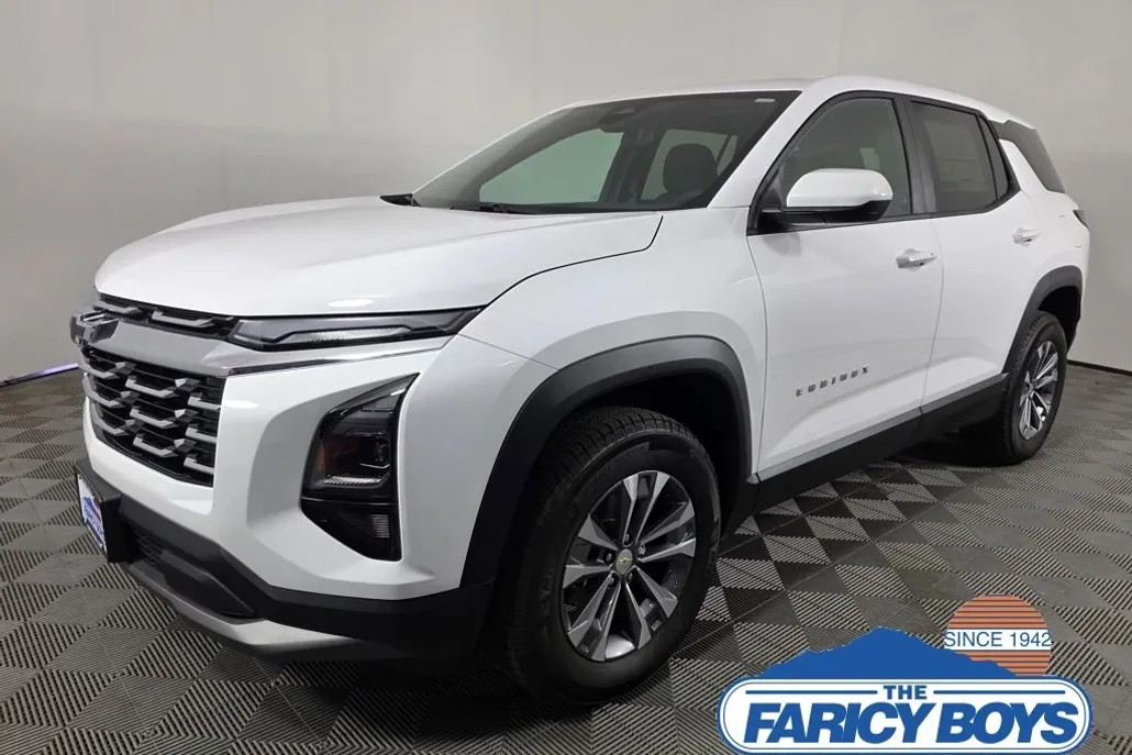 2026 Chevrolet Equinox LT photo 1