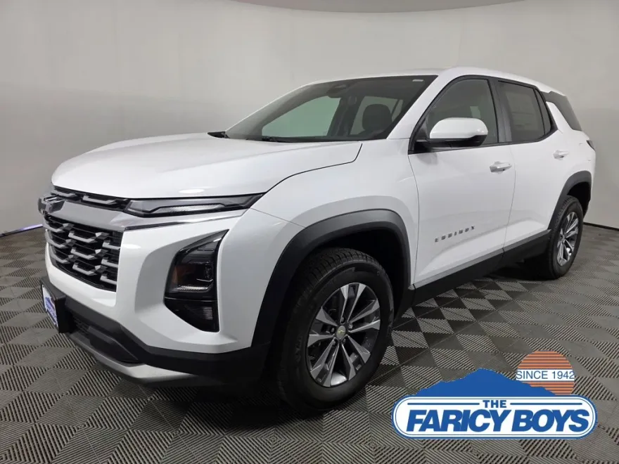 2026 Chevrolet Equinox LT photo 1
