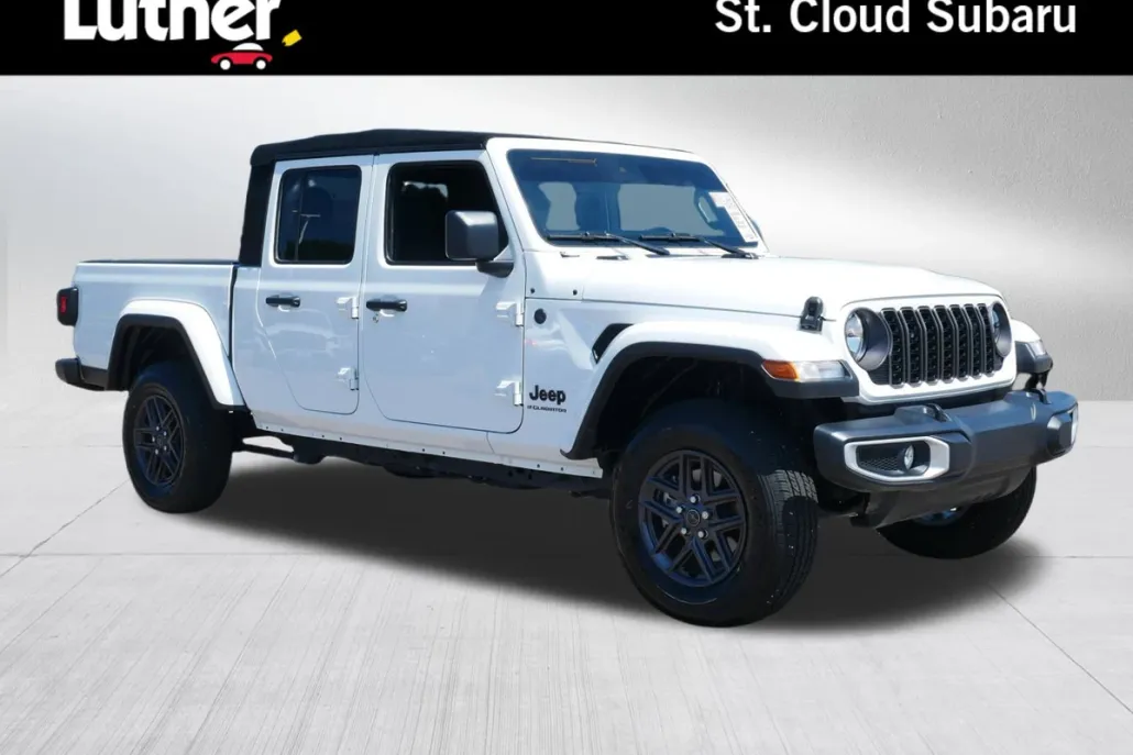 2024 Jeep Gladiator Sport S photo 1