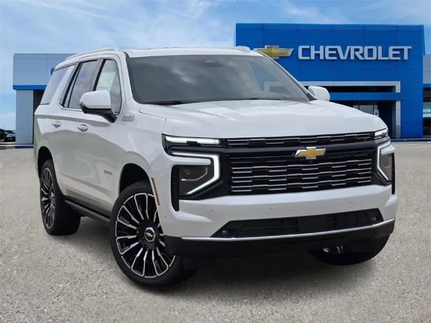 2025 Chevrolet Tahoe High Country photo 1