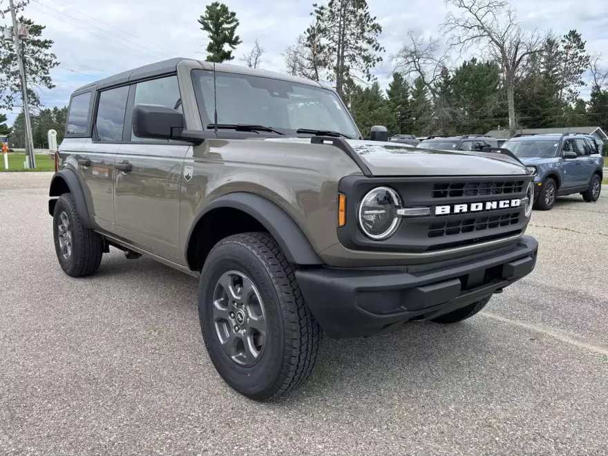 2025 Ford Bronco Big Bend photo 1