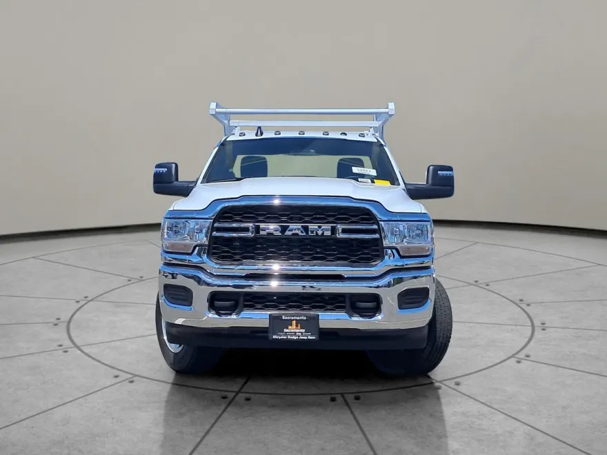 2024 Ram 3500 Tradesman photo 1