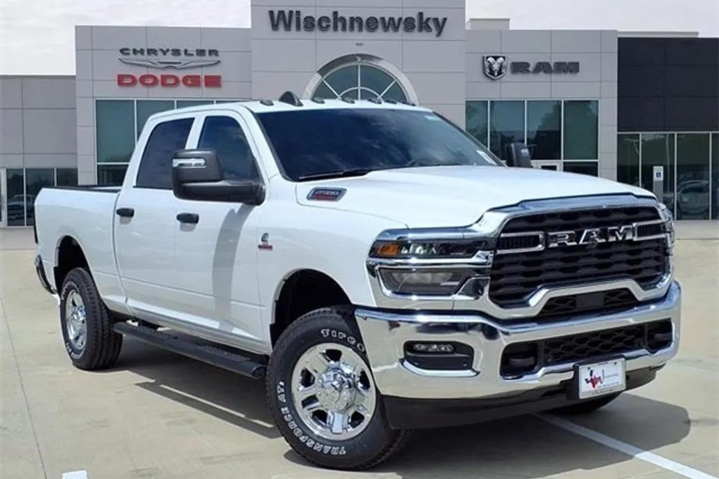 2025 Ram 2500 Tradesman photo 1