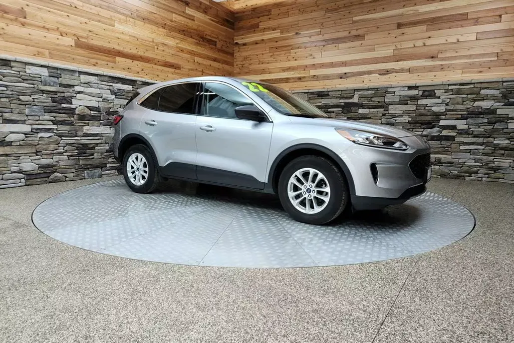 2022 Ford Escape SE photo 1