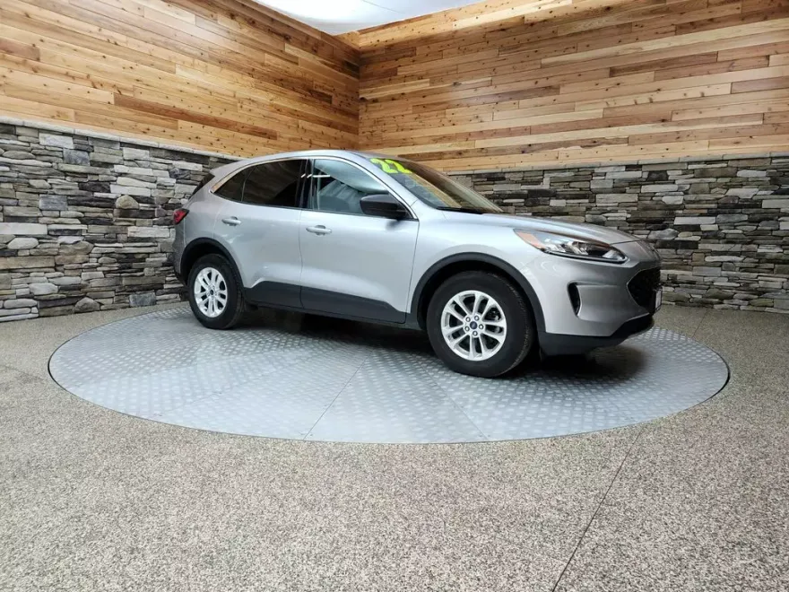 2022 Ford Escape SE photo 1