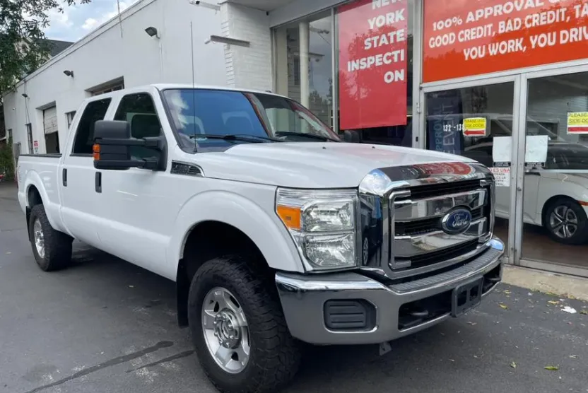 2016 Ford F-250 XLT photo 1
