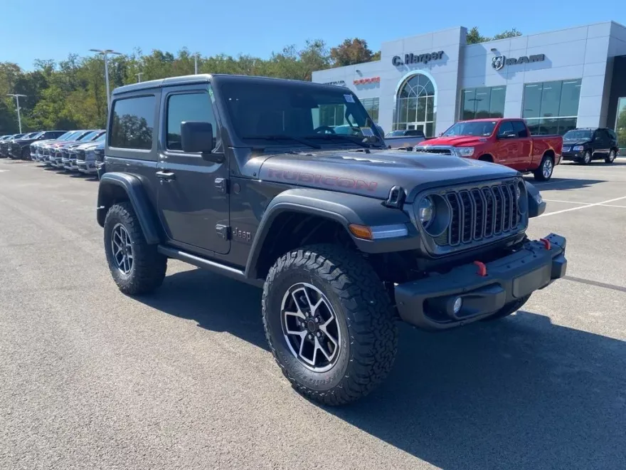 2025 Jeep Wrangler Rubicon photo 1
