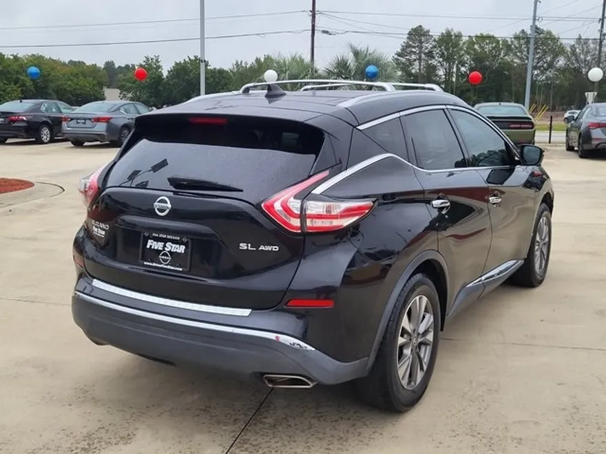 2017 Nissan Murano SL photo 1