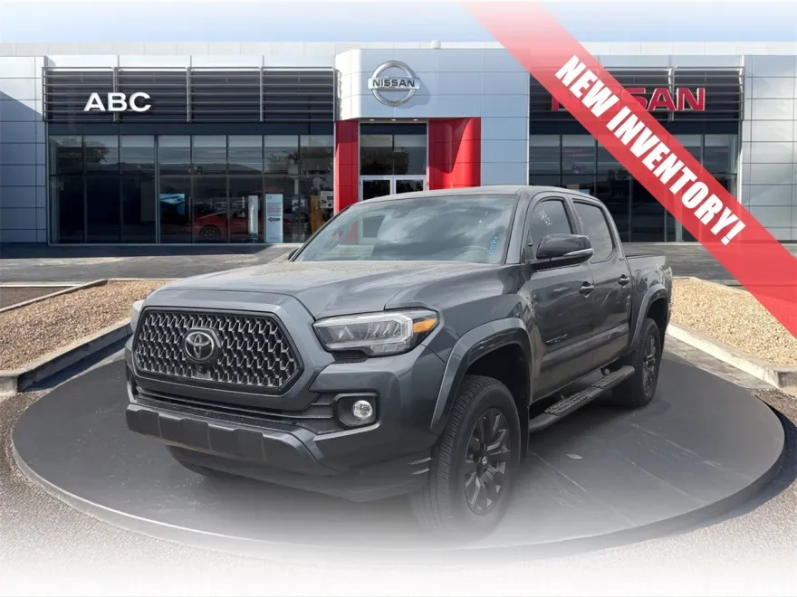2021 Toyota Tacoma Limited photo 1